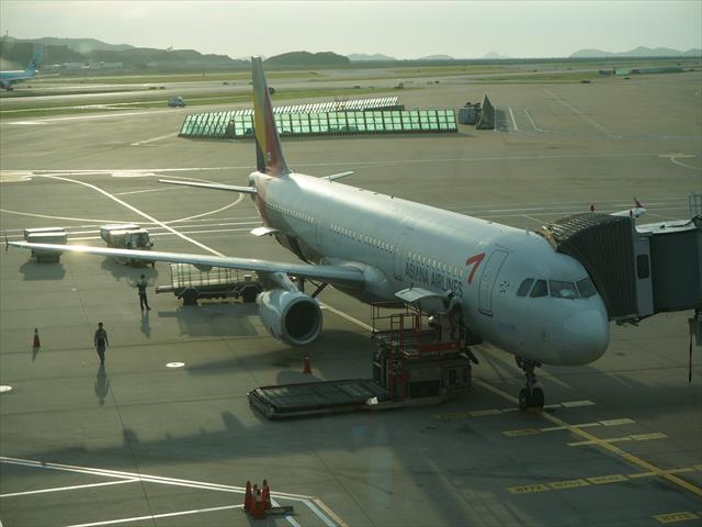 機内食問題の余波 アシアナ航空ビジネスクラス搭乗記 ソウル 関空 東京から京都に移住したol 旅と古都ライフ