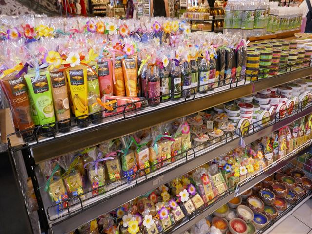 【バリ島】ヌサドゥアの大型ローカルスーパーでお土産を買おう！