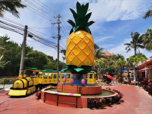 ナゴパイナップルパーク