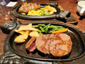 ステーキハウス88のステーキ