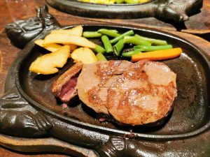 ステーキハウス88のステーキ