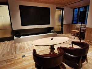 ロイヤルパークキャンバス京都二条のラウンジ