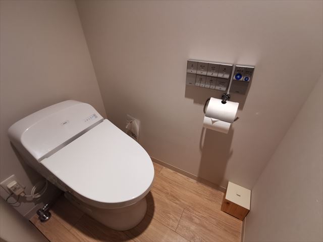 京王プレリアホテル京都烏丸五条のトイレ